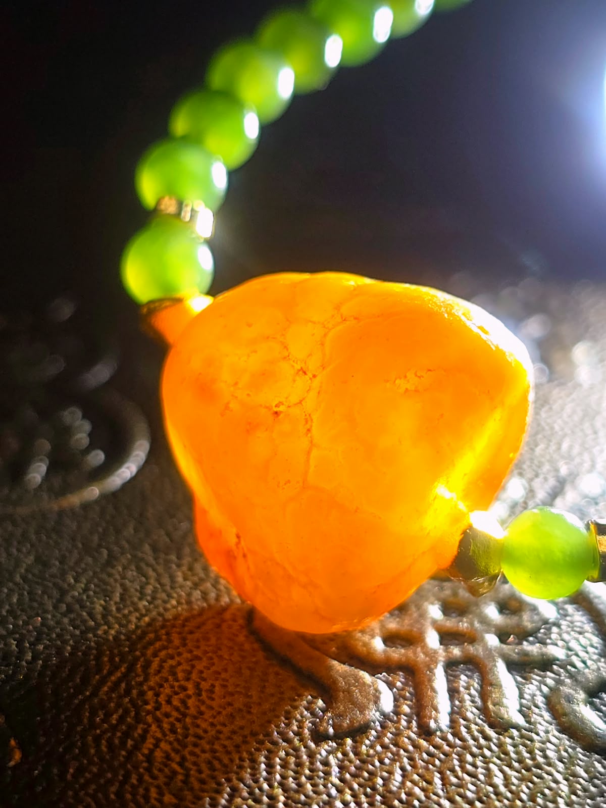 優質海漂料蜜蠟碧玉手串