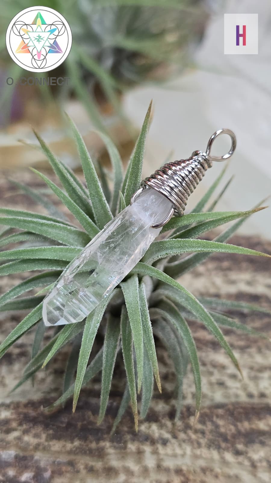 小巧精緻晶體獨特白晶吊墜